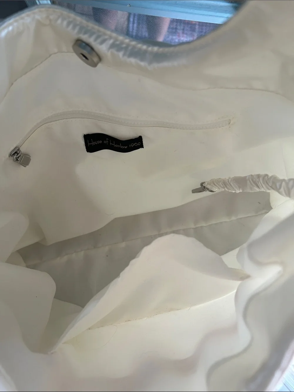 NWOT House of Harlow 1960 Quilted Puffer Hobo Shoulder Purse Pearl White